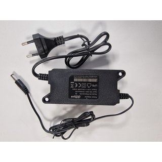 12 Volt DC 2 A Netzteil